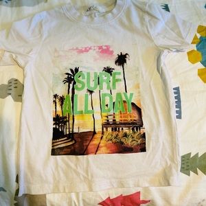 H&M toddler T-shirt size 2-4Y